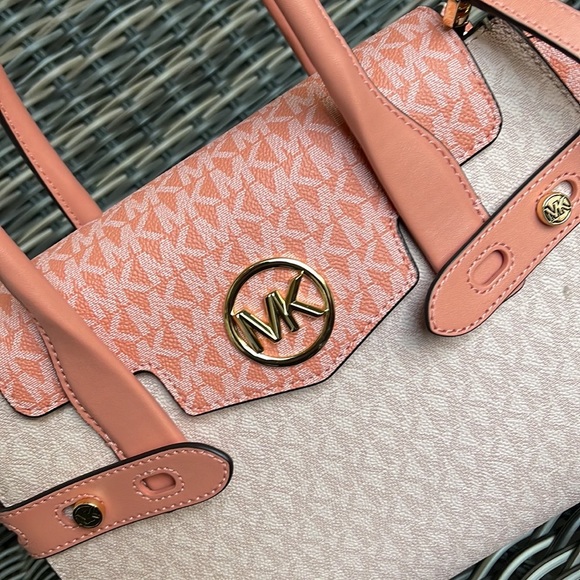 Michael Kors Carmen Medium Logo and Faux Leather Belted Satchel - Picture 16 of 16